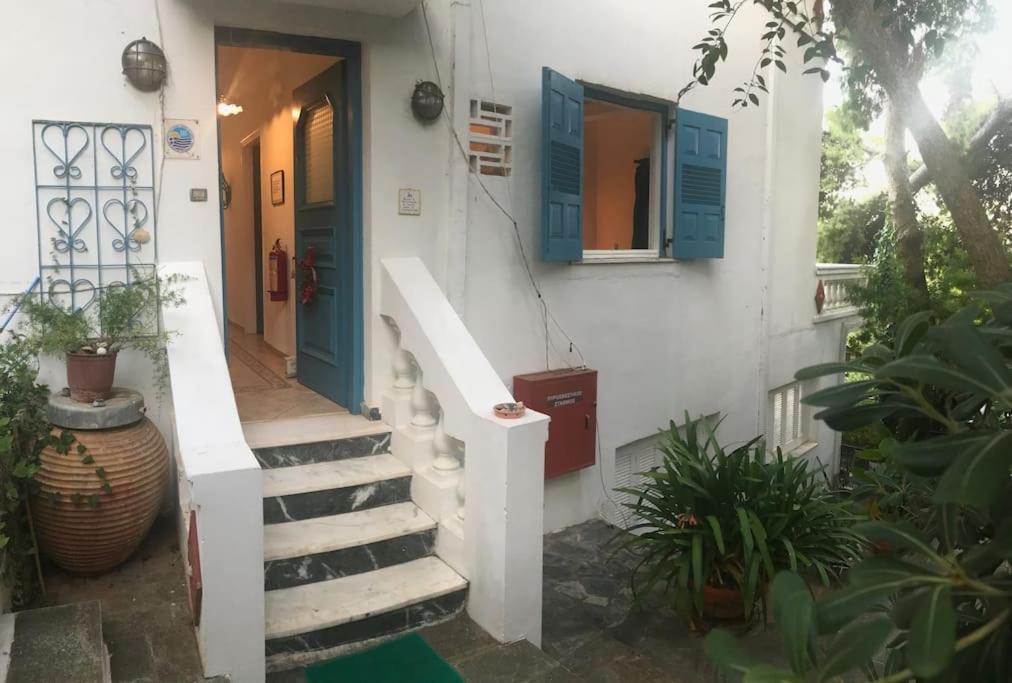 Loula Apartment Poros Town